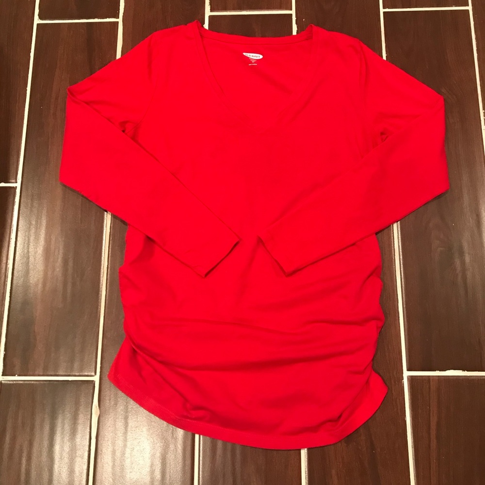 Red long sleeve maternity shirt